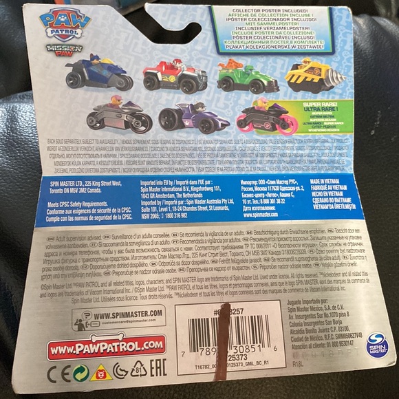 3 Paw Patrol True Metal Vehicles plus Bonus - Picture 8 of 10